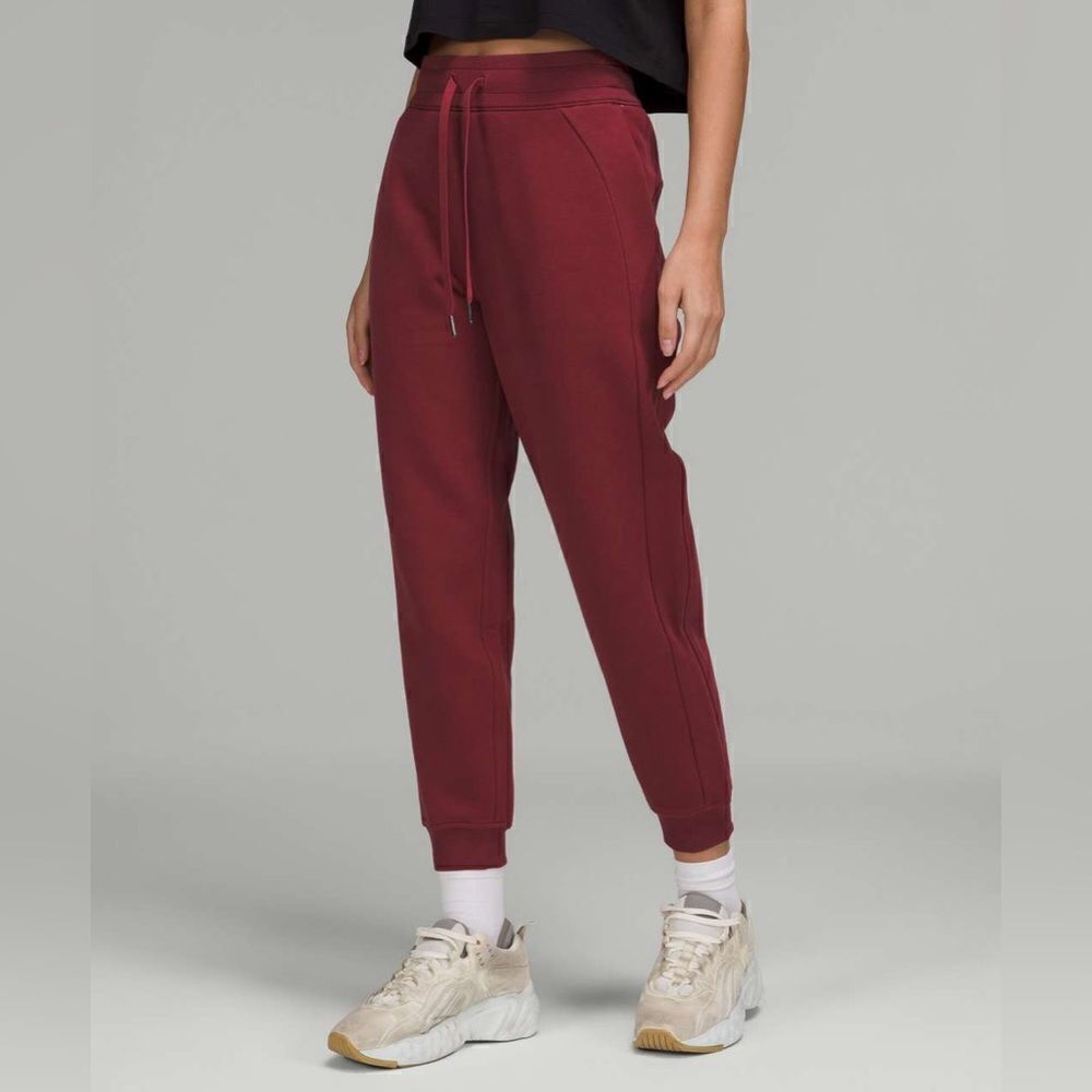 Lululemon Scuba High-Rise Jogger 7/8 Length 4